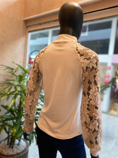 Blusa Renda Off-white - loja online