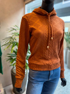 Tricot Capuz Terracota na internet