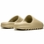 Yeezy Slide Pure na internet