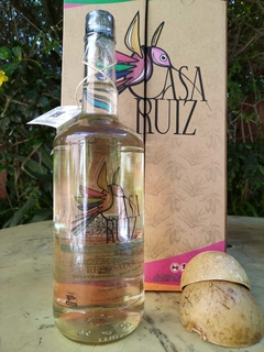 Mezcal Espadín Reposado - 1L con dos Jicaritas
