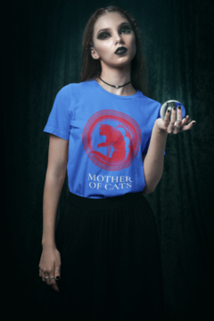 Camiseta Feminina | "Mother of Cats" na internet
