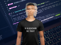 Camiseta Masculina | "IN BLOCKCHAIN WE TRUST" - comprar online