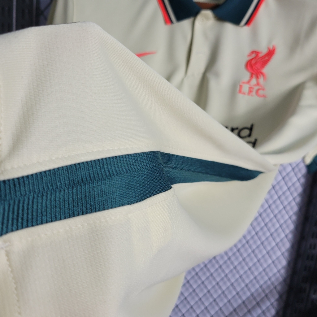 Camisa Liverpool II 21/22 Marfim - Nike - Masculino Torcedor