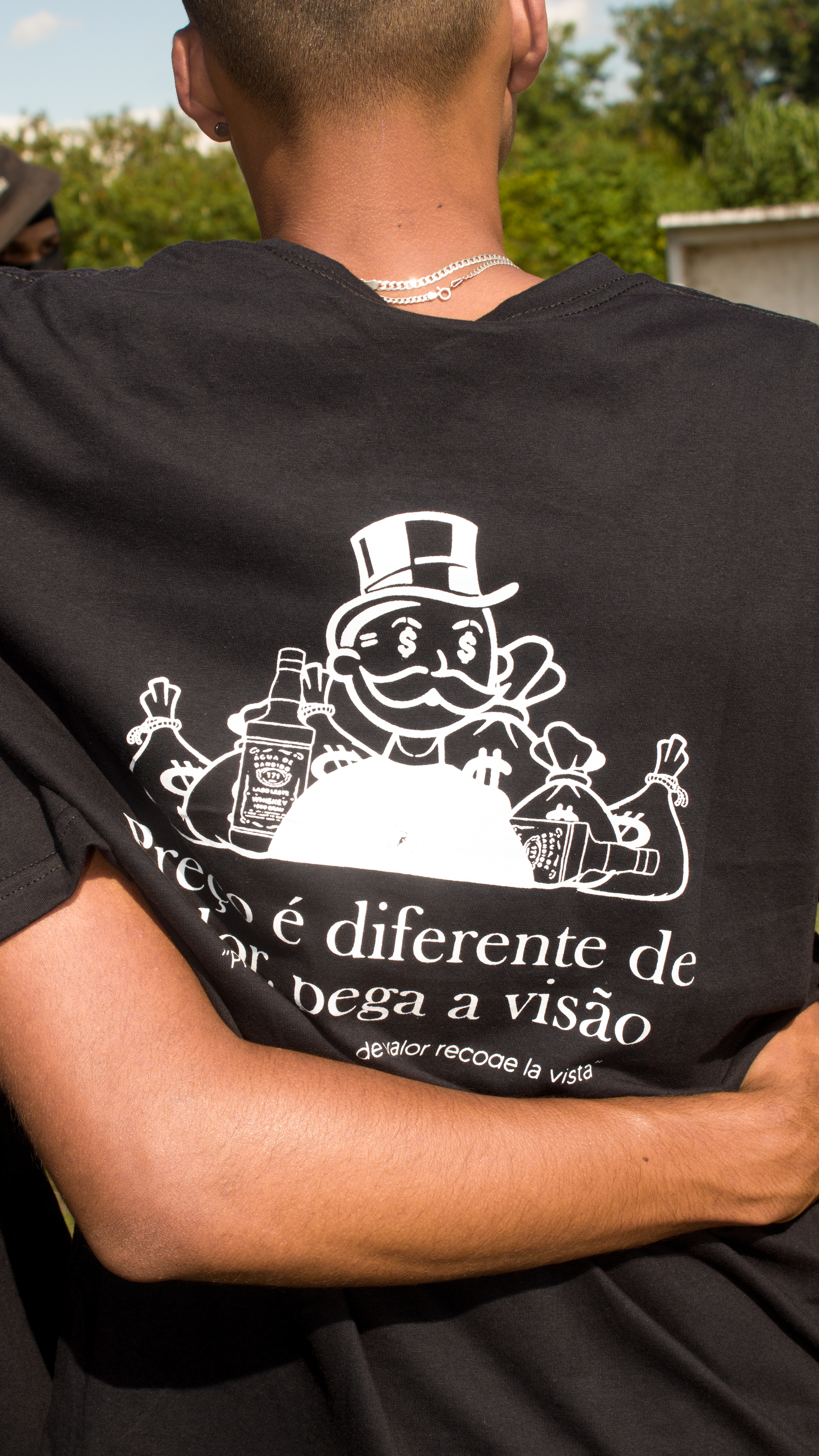 Um pouco sobre a camiseta da Correrue Pensa se é do corre ou jogador caro