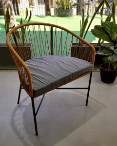 COMBO 2 SILLON GERVA + MESA​ + ALMOHADONES en internet