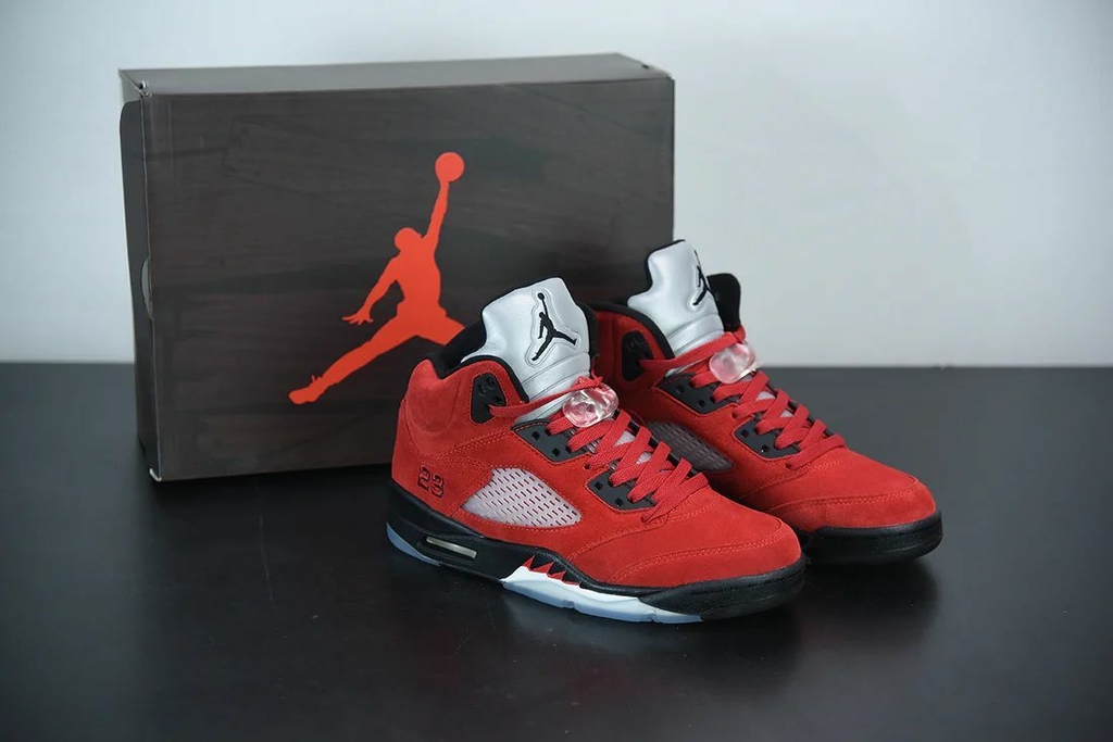 nike jordan 5 raging bull