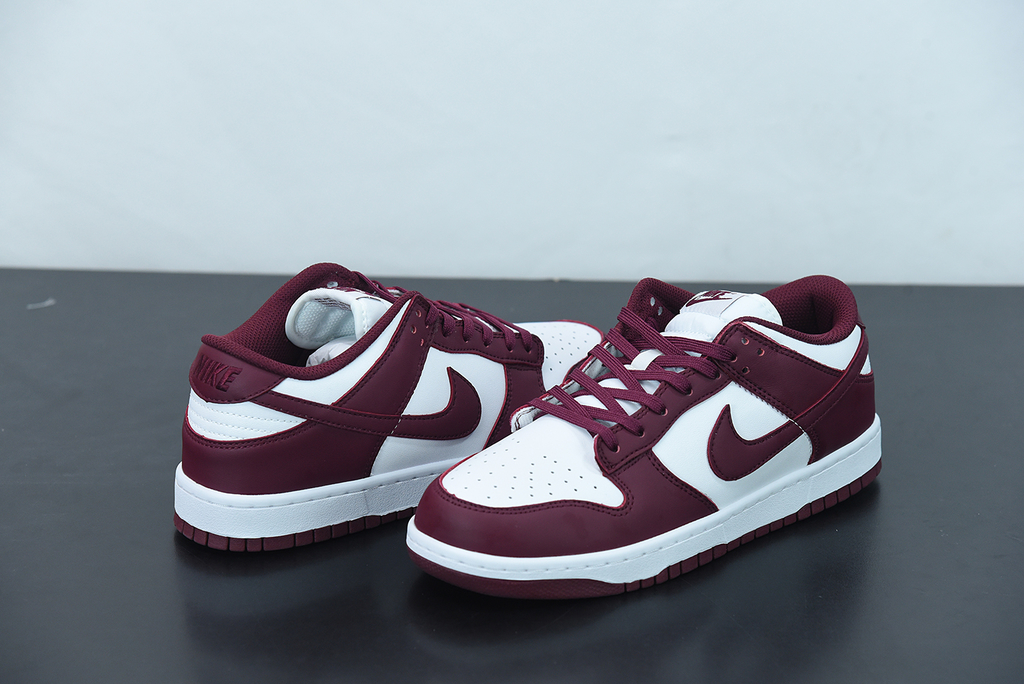 Nike SB Dunk Low Bordeaux - Comprar em ANG X