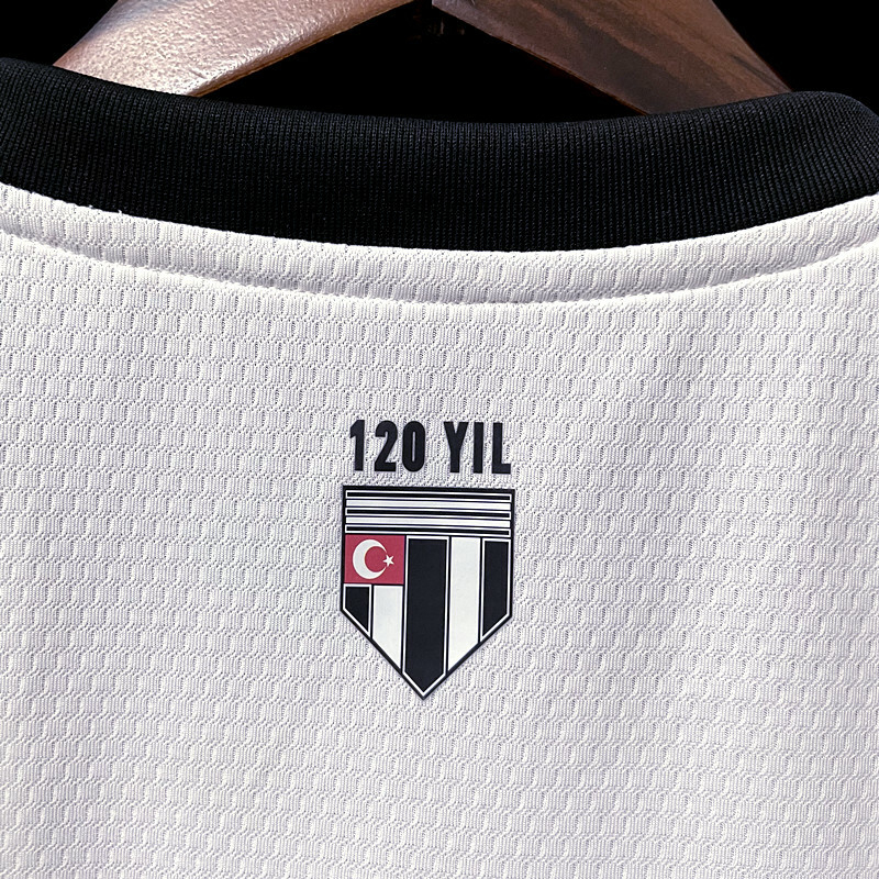 Camisa Besiktas - Modelo II