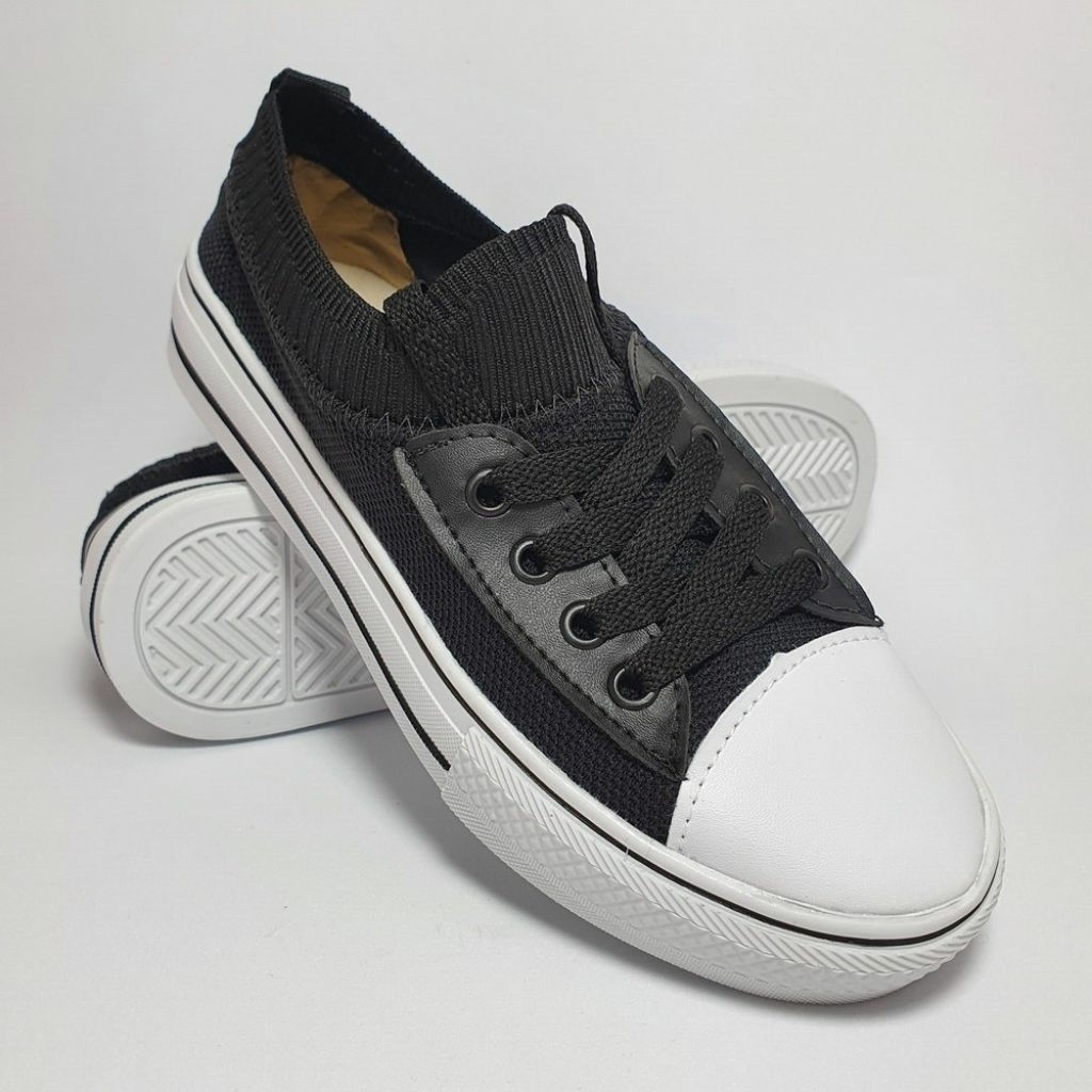 Tênis Converse All Star Chuck Taylor Pro - Preto/ Amêndoa