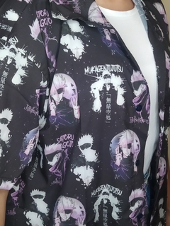 Camisa de Botão Jujutsu Kaisen Gojo - Unissex na internet