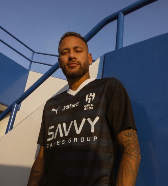 Neymar Jr. vestindo a Terceira Camisa Al-Hilal 2023-2024 | Tevo Sports