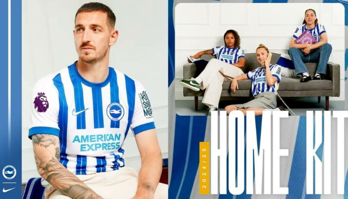 Camisa titular do Brighton & Hove Albion para a temporada 2024/25, fabricada pela Nike. A peça apresenta um design predominantemente branco com cinco listras verticais azuis na parte frontal e posterior. Detalhes em amarelo nas laterais e gola redonda azul completam o visual. O escudo do Brighton e o logo da Nike estão presentes no peito.