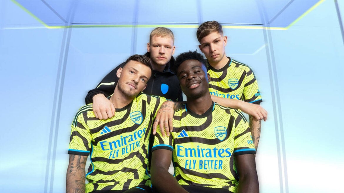 Camisa Reserva do Arsenal FC 2023/24 base amarela, linhas fluidas e pontilhados pretos inspirados no mapa de Islington | Tevo Sports