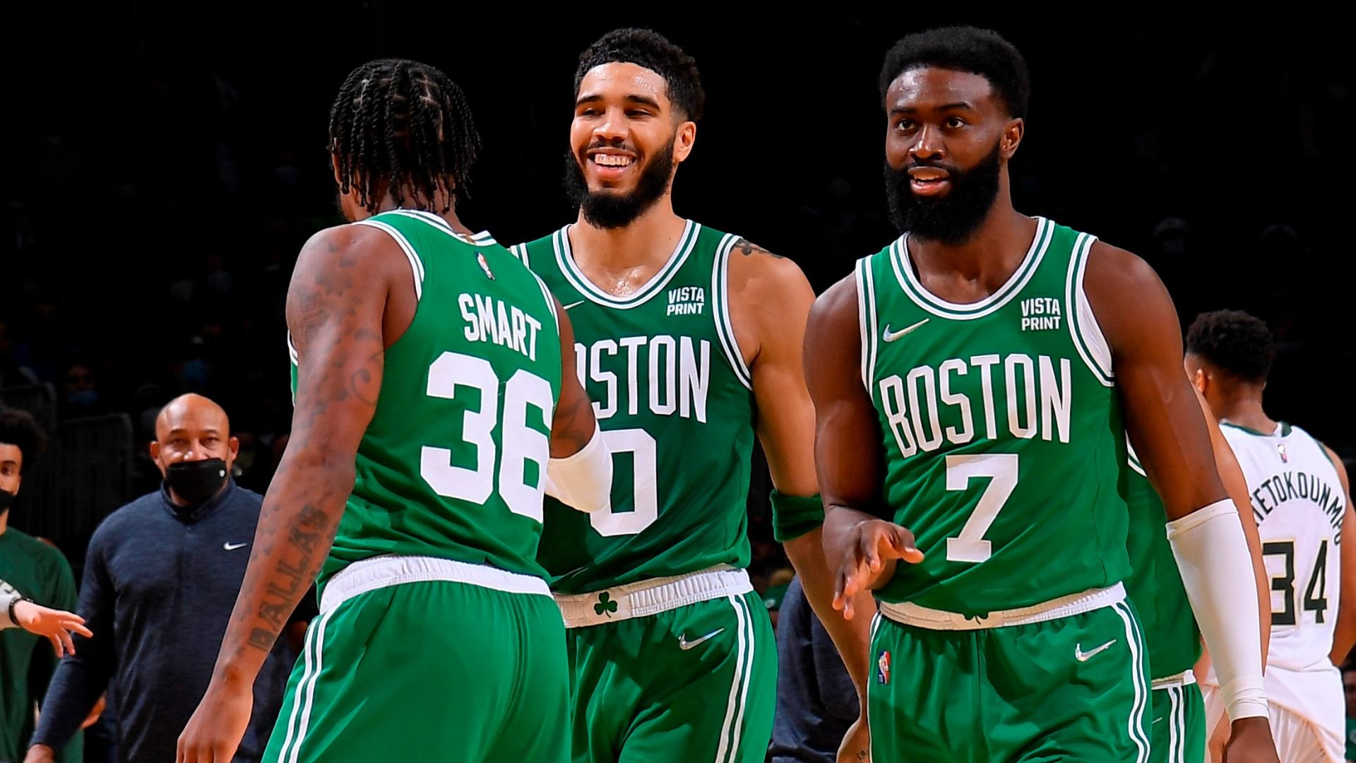 Regata Icon Edition Boston Celtics Nike 2017-2025 em verde e branca - Moda esportiva de alta qualidade para fãs autênticos que buscam estilo e conforto. Apoie seu time com esta peça icônica em todos os momentos.