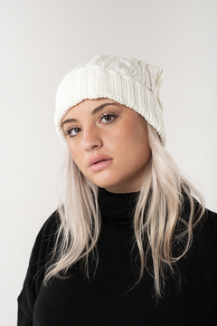 Gorro Acrílico con Trenza - tienda online