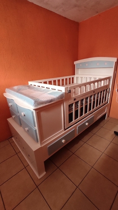 Cama cuna Luna y Estrellas blanco con azul