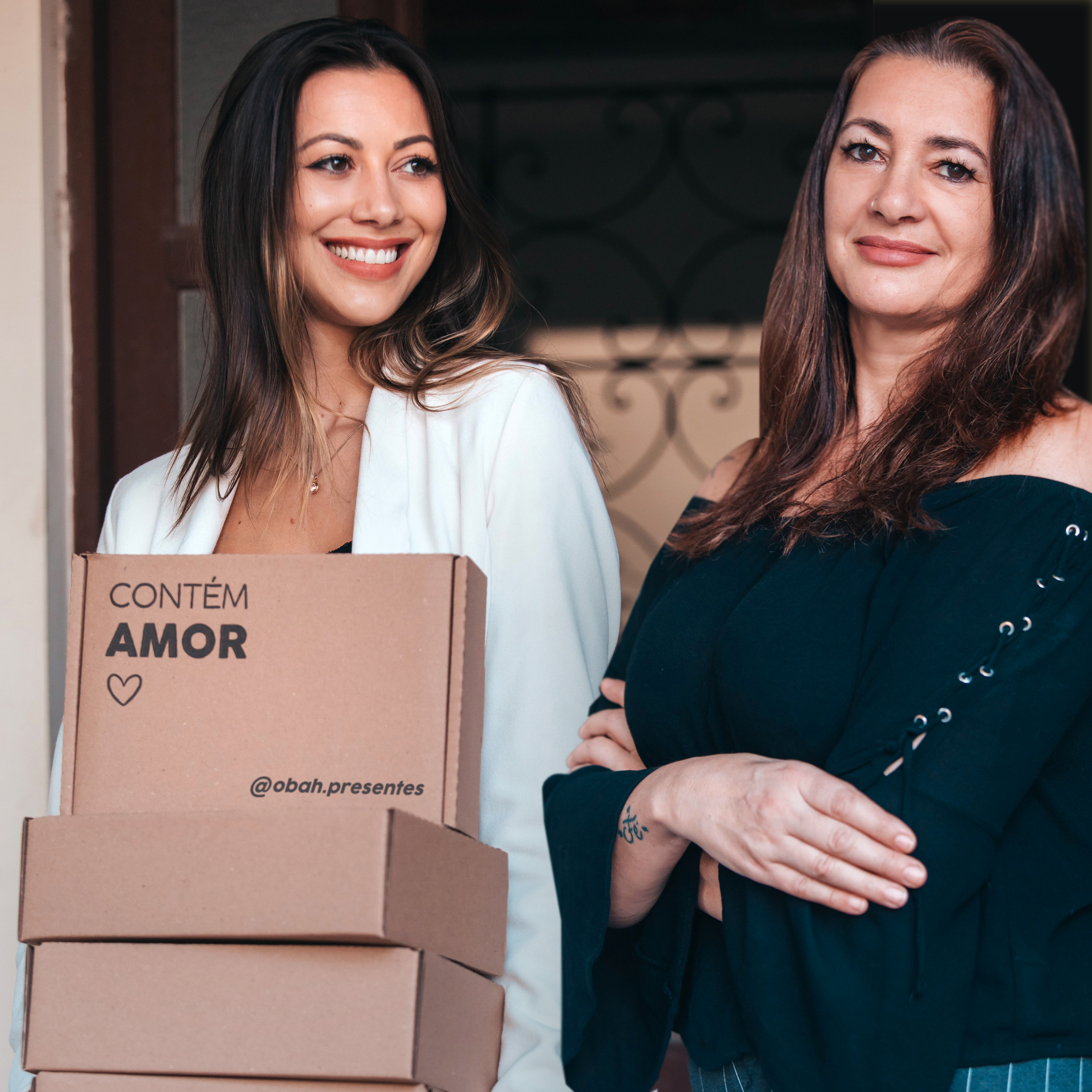 Mãe e filha empreendem com a empresa OBAH Presentes Afetivos