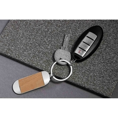 Llavero de madera personalizado. Modelo Mánchester