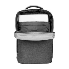 Mochila USB personalizada. Modelo Albares en internet