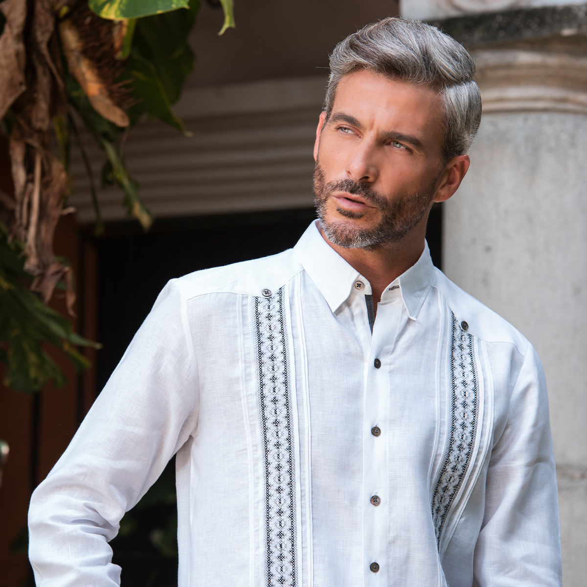 Total 84+ imagen origen de la camisa guayabera - Thcshoanghoatham ...