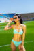 Bikini verde agua texturizada en internet