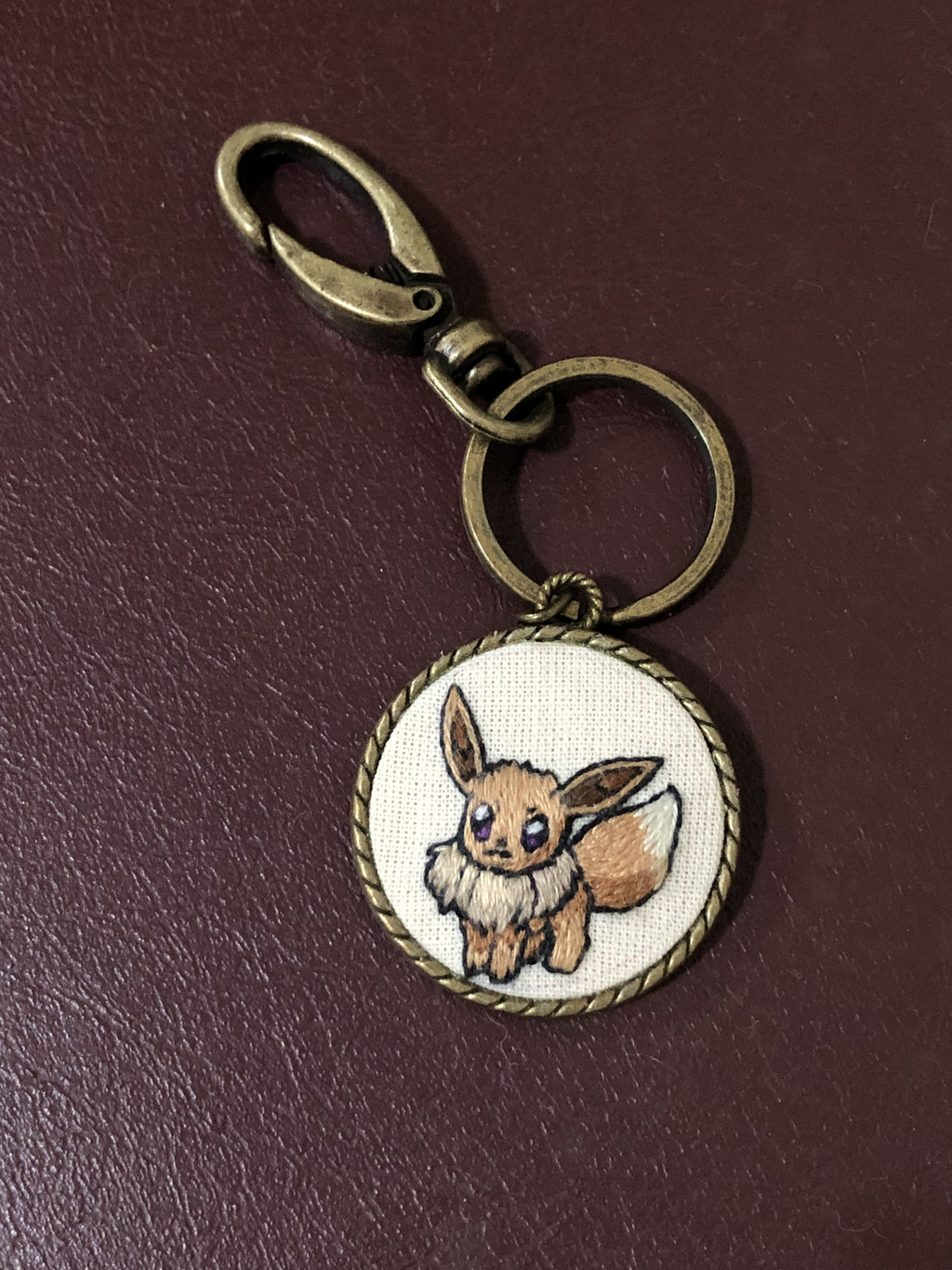 Eevee Pedra Evoluções Chaveiro