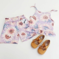 Short Girasoles en internet
