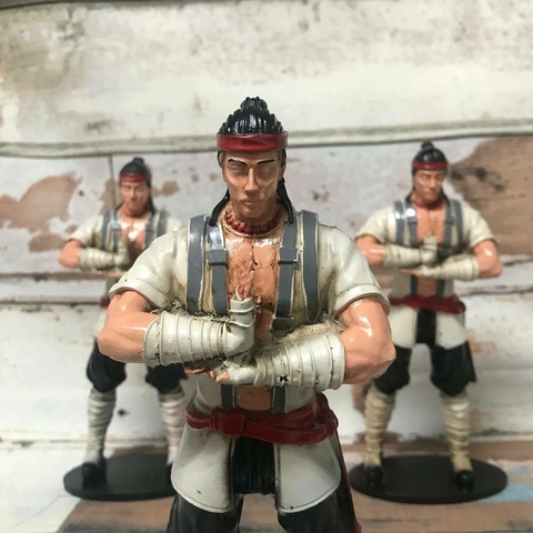 Shao Kahn Mortal Kombat Boneco Colecionável em Resina