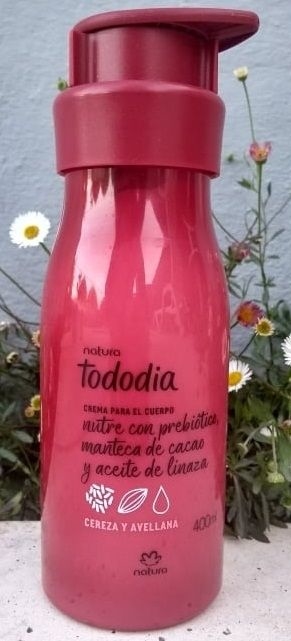 Cereza y avellana tododia corporal 400ml