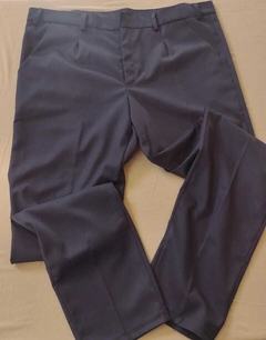 Pantalón Uniforme en internet