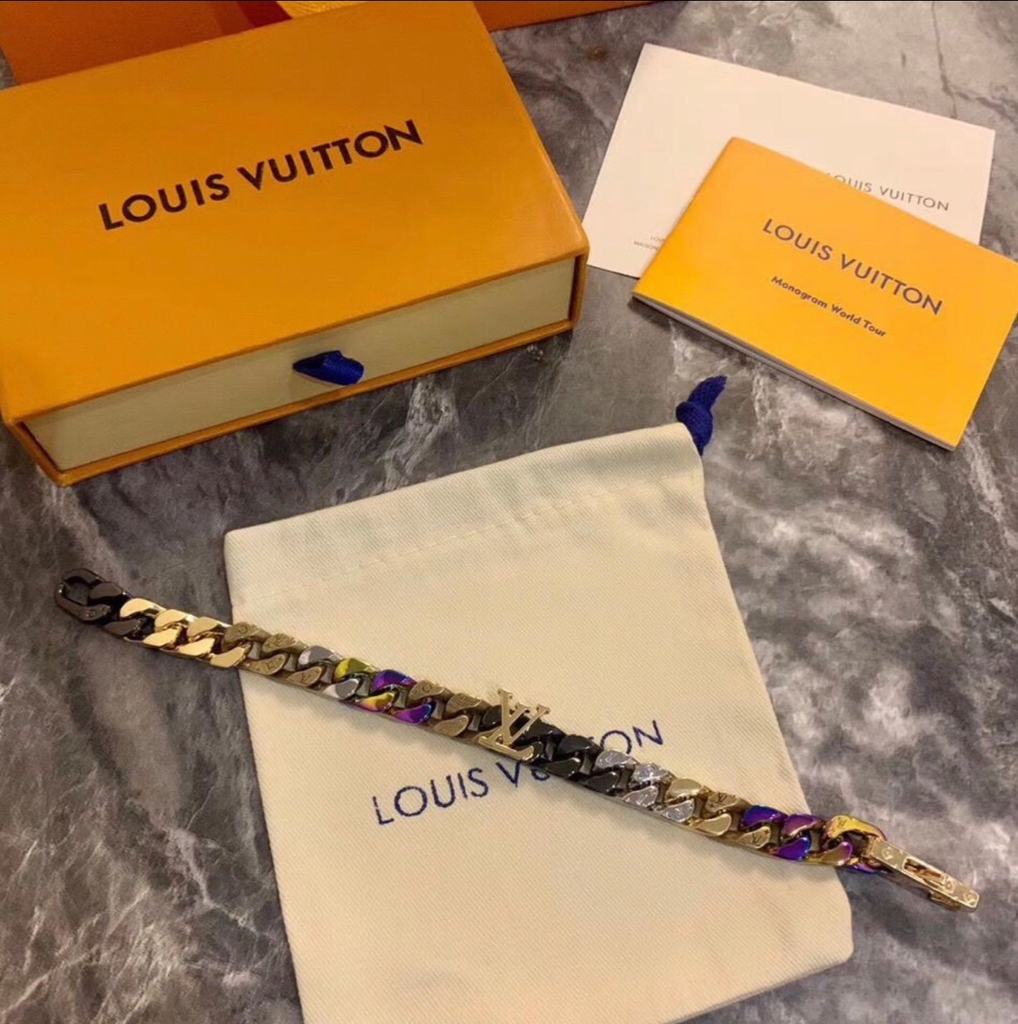 Pulseira Chain Links Louis Vuitton - OUTFIT4YOU