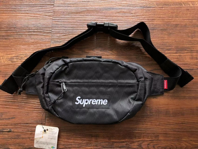 Supreme Waist Bag (FW18): The Essence of Vibrant Style