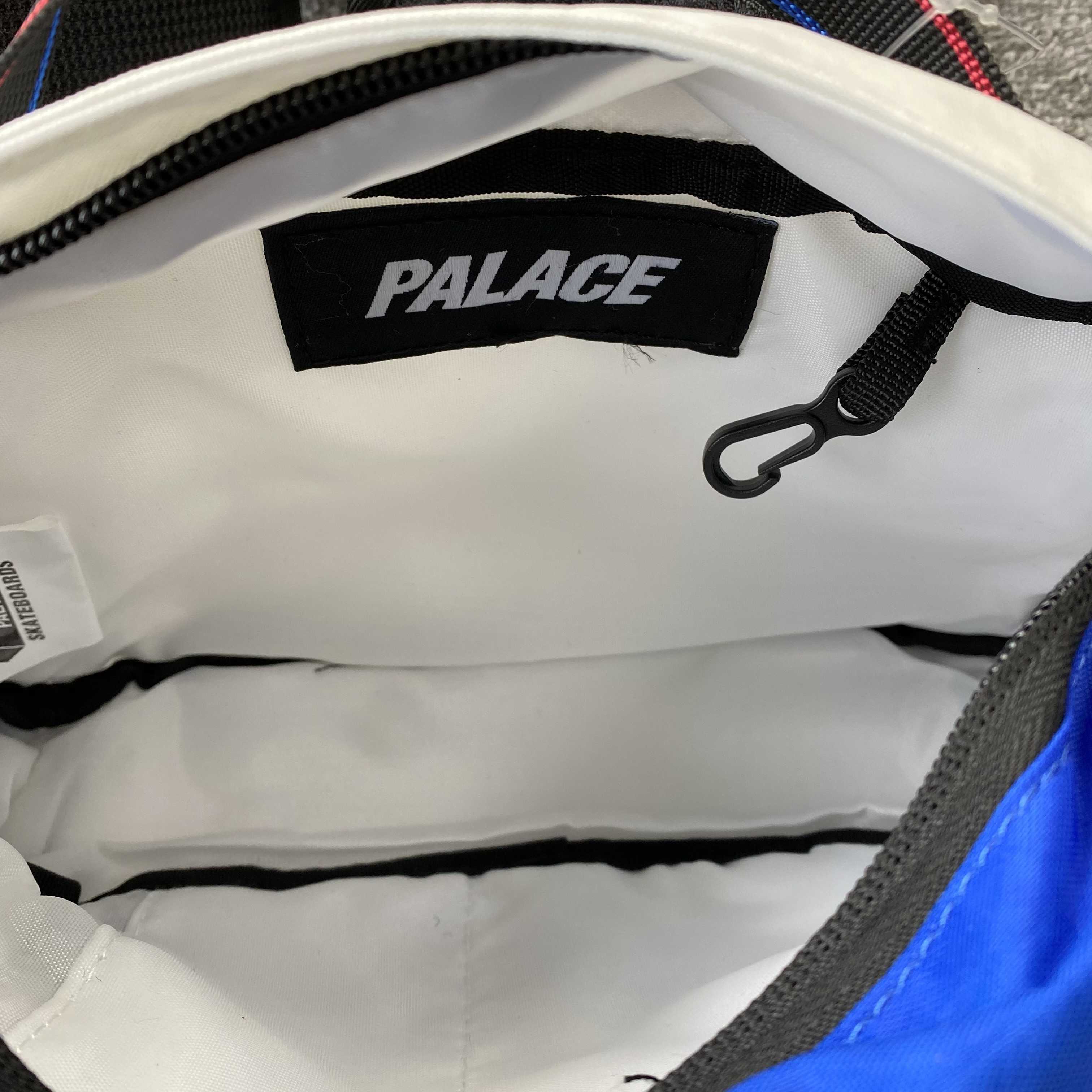 Palace Genius Bun Bag: Unleash Your Revolutionary Style