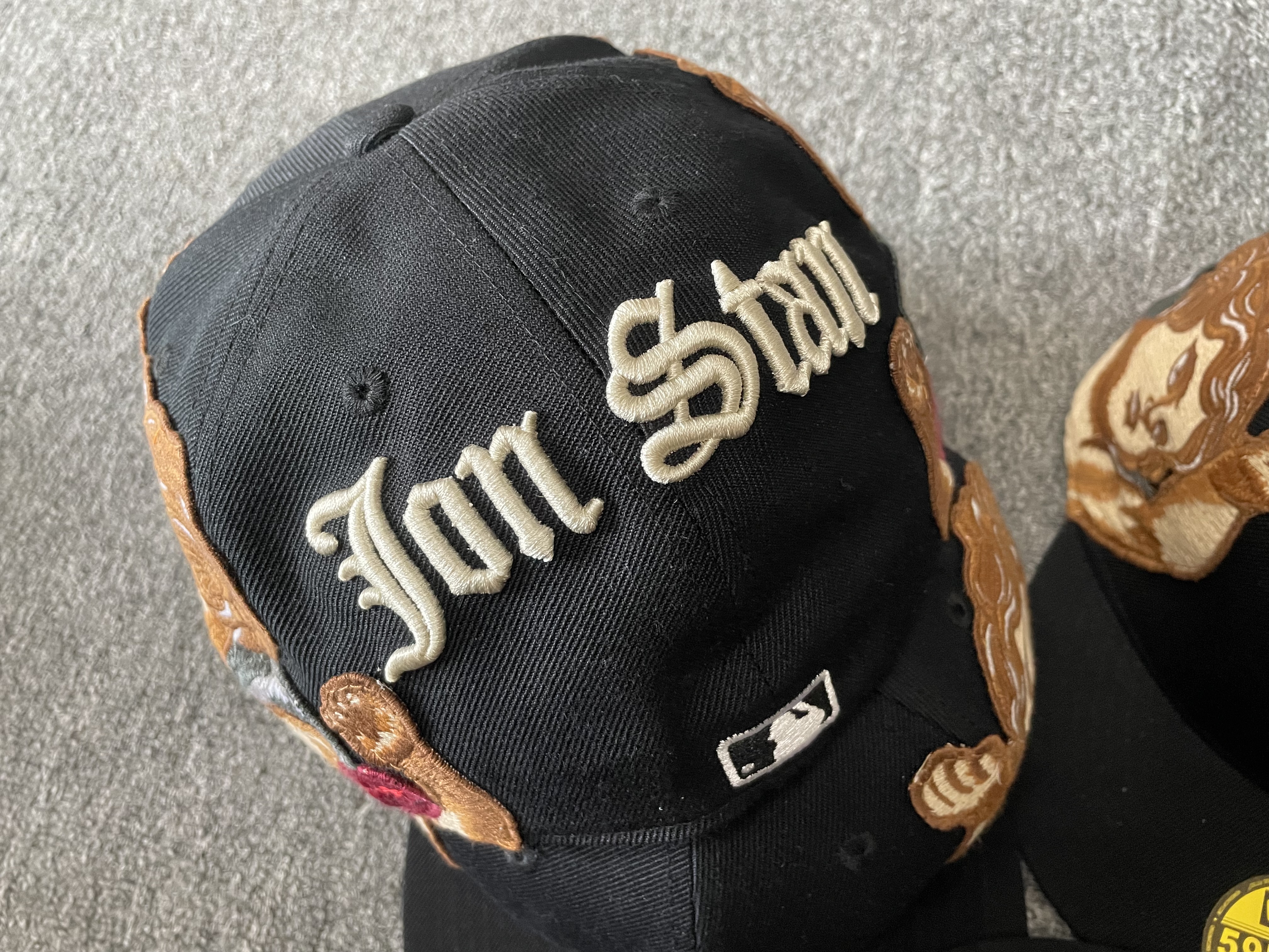 jon-stan-angel-cap-black-side