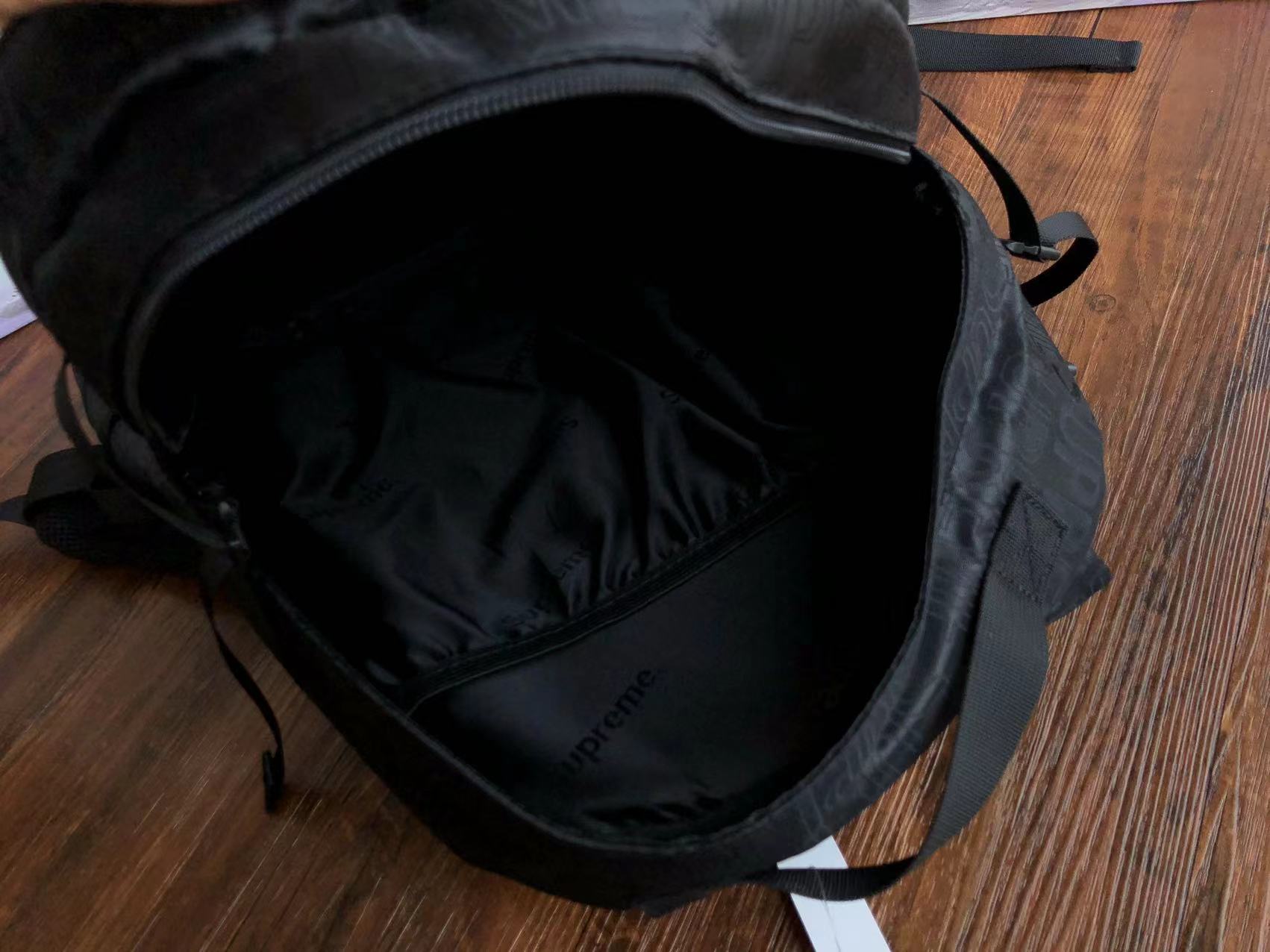 Supreme Backpack SS19 Black