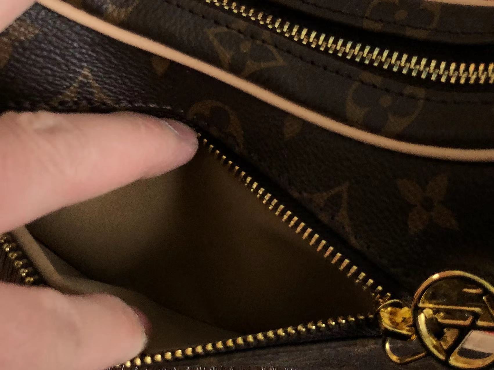 BOLSA LOUIS VUITTON NEW LOOP MONOGRAM