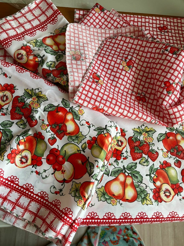 Kit Cozinha 3 Peças Estampadas 6 Lugares Oxford - Galinha em