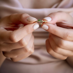 Anillo María de diamantes y piedras preciosas - tienda en línea