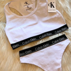 CK202 TOP DEPORTIVO Y LESS