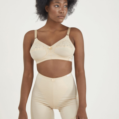 DEV 352 Corpiño Reductor Sin Aro Lycra Ultra Reforzada con Encaje - magicalencerias