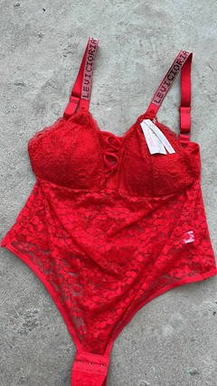 VS55 BODY DE ENCAJE TRIANGULO SOFT