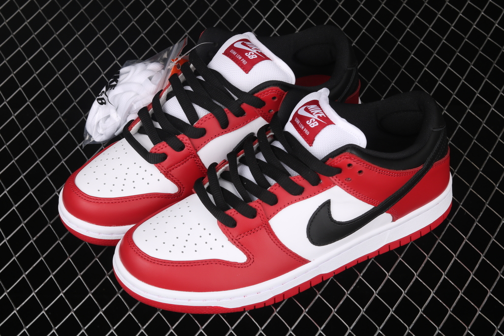 Nike SB Dunk Low Pro 'Chicago' - Buy in Snapped