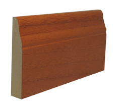 Zócalo moldurado N.331 (12x67 mm) cerezo