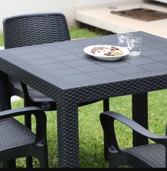 Imagen de Mesa Fidji + 4 sillas
