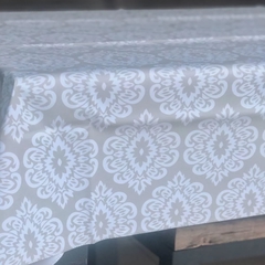 Mantel Mandala Champagne/1,40m x 2,40m: para mesas rectan maximo 2,10m de larg