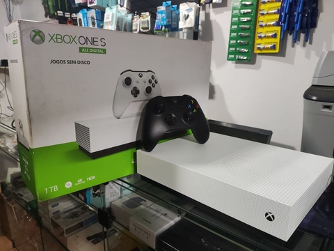 Loja Nova era Games e Informática - Xbox One S - Com HD 1TB Preço: R$  1.289,00 (no dinheiro) Confira disponibilidade e condições de pagamento  Link do produto