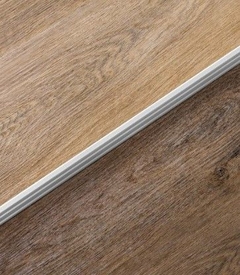 Perfil ramp para pisos vinílicos 5mm * 2m colocado
