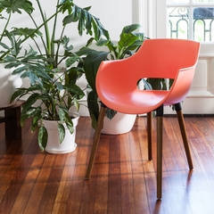 Silla frida wood de PVC y Madera rosa para living