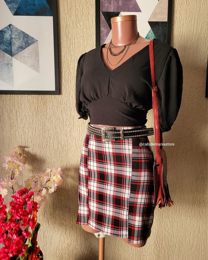 saia kilt xadrez com fundo preto