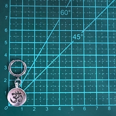 Brinco Símbolo Om - comprar online